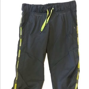 Lululemon Athletica pants grey